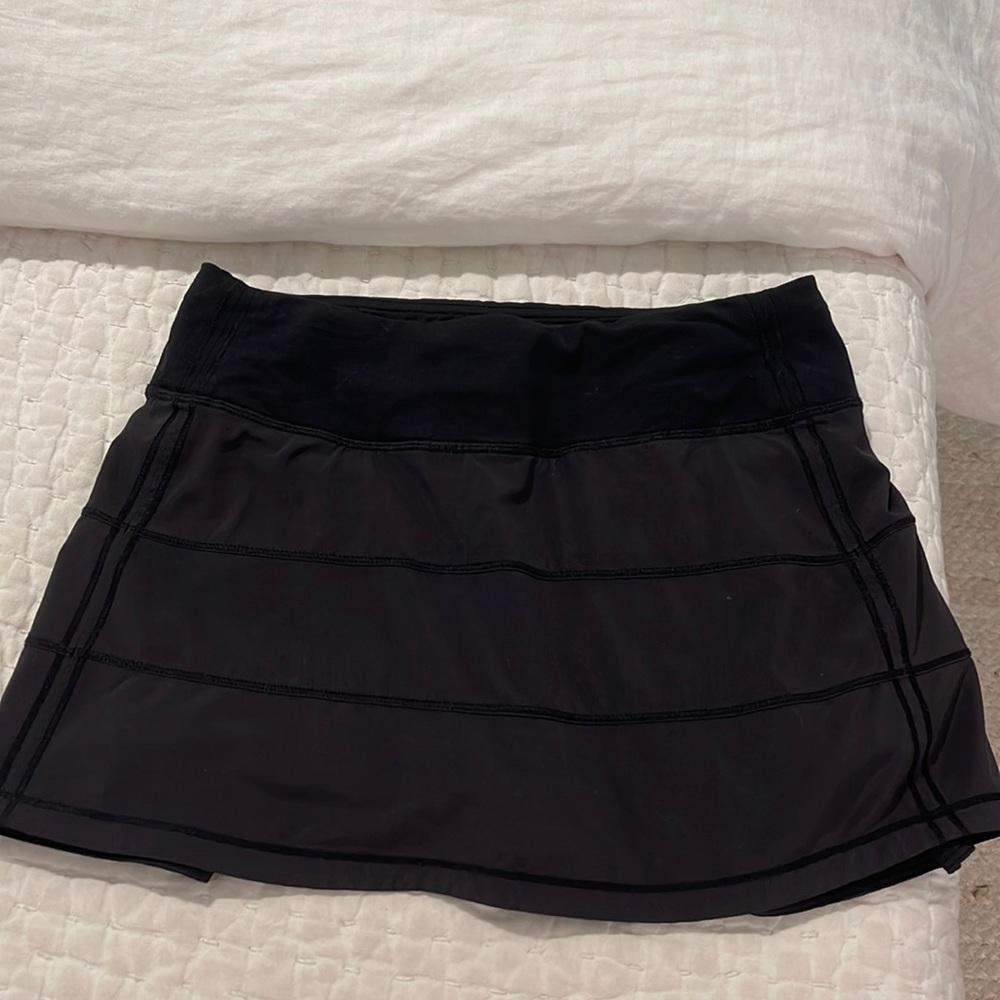 Lulu Lemon pace rival mid rise skirt size 2